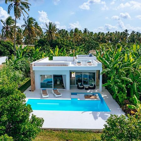 Ycona Luxury Resort Uroa Esterno foto