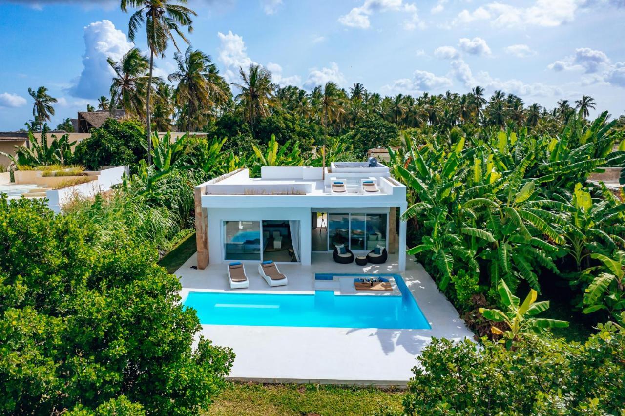 Ycona Luxury Resort Uroa Esterno foto